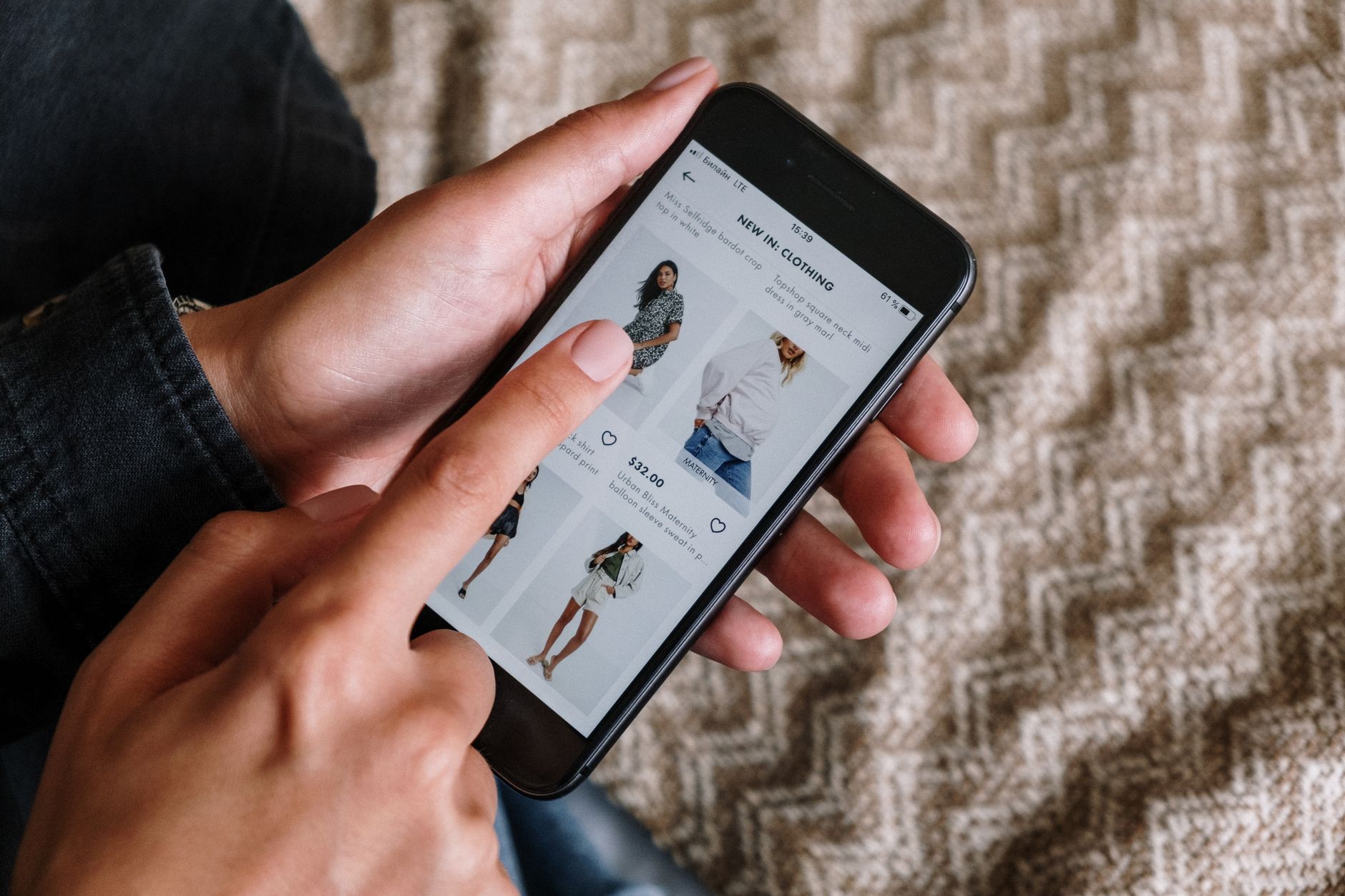 Kinh nghiệm mua quần áo trên TikTok Shop không bị lừa