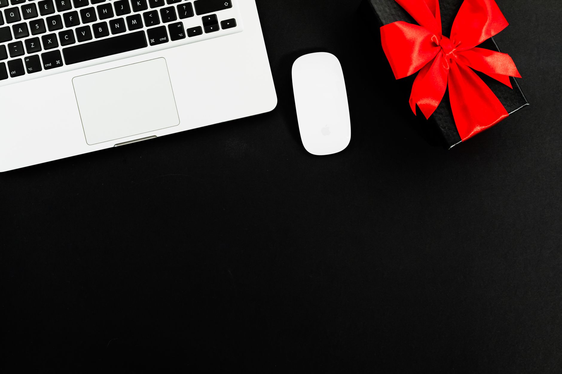 Kinh nghiệm săn deal hời phụ kiện máy tính, laptop
