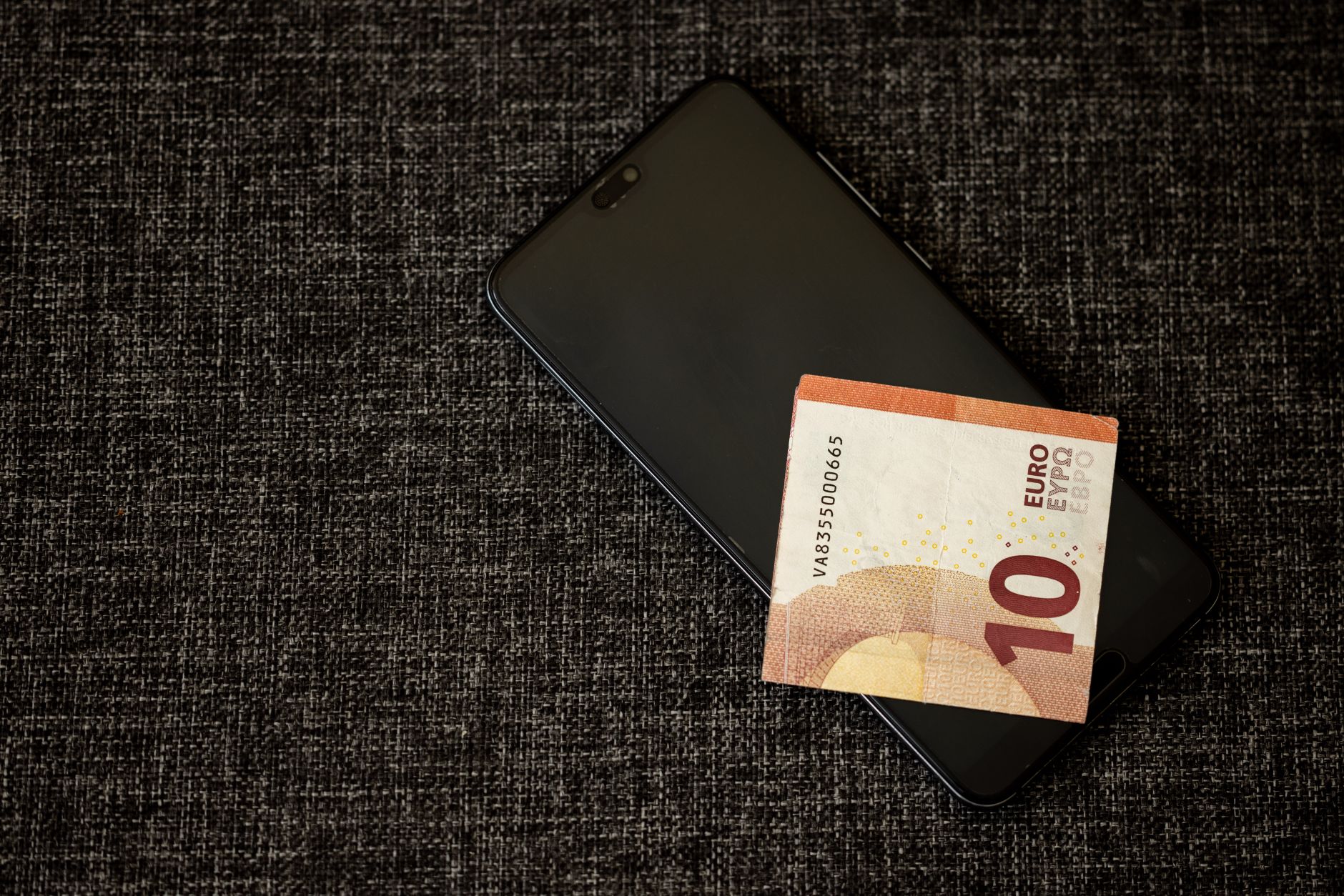 Cashback là gì? Sự khác biệt giữa hoàn tiền mặt và hoàn xu