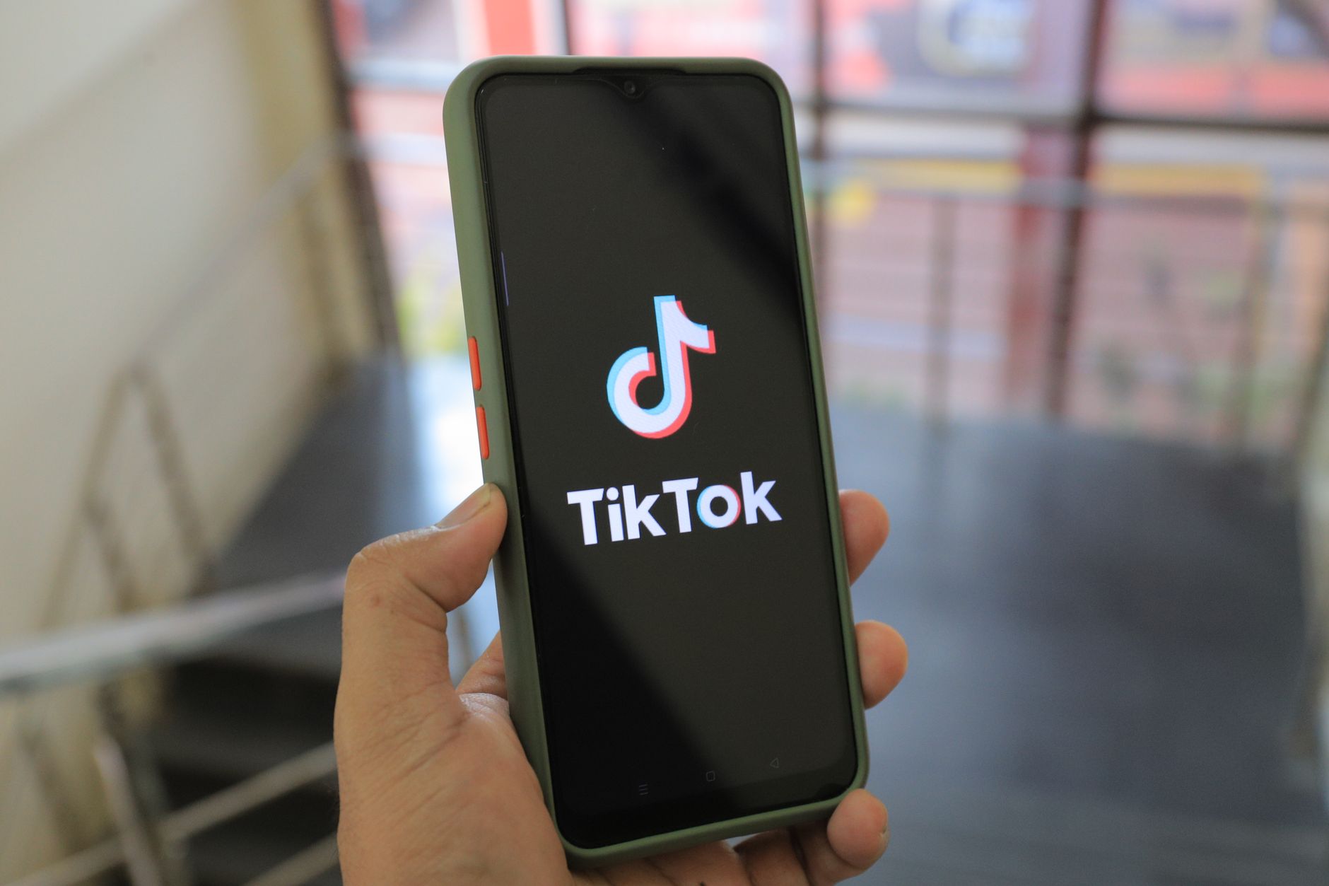 Hướng dẫn đăng ký KOC TikTok Shop nhận mẫu thử