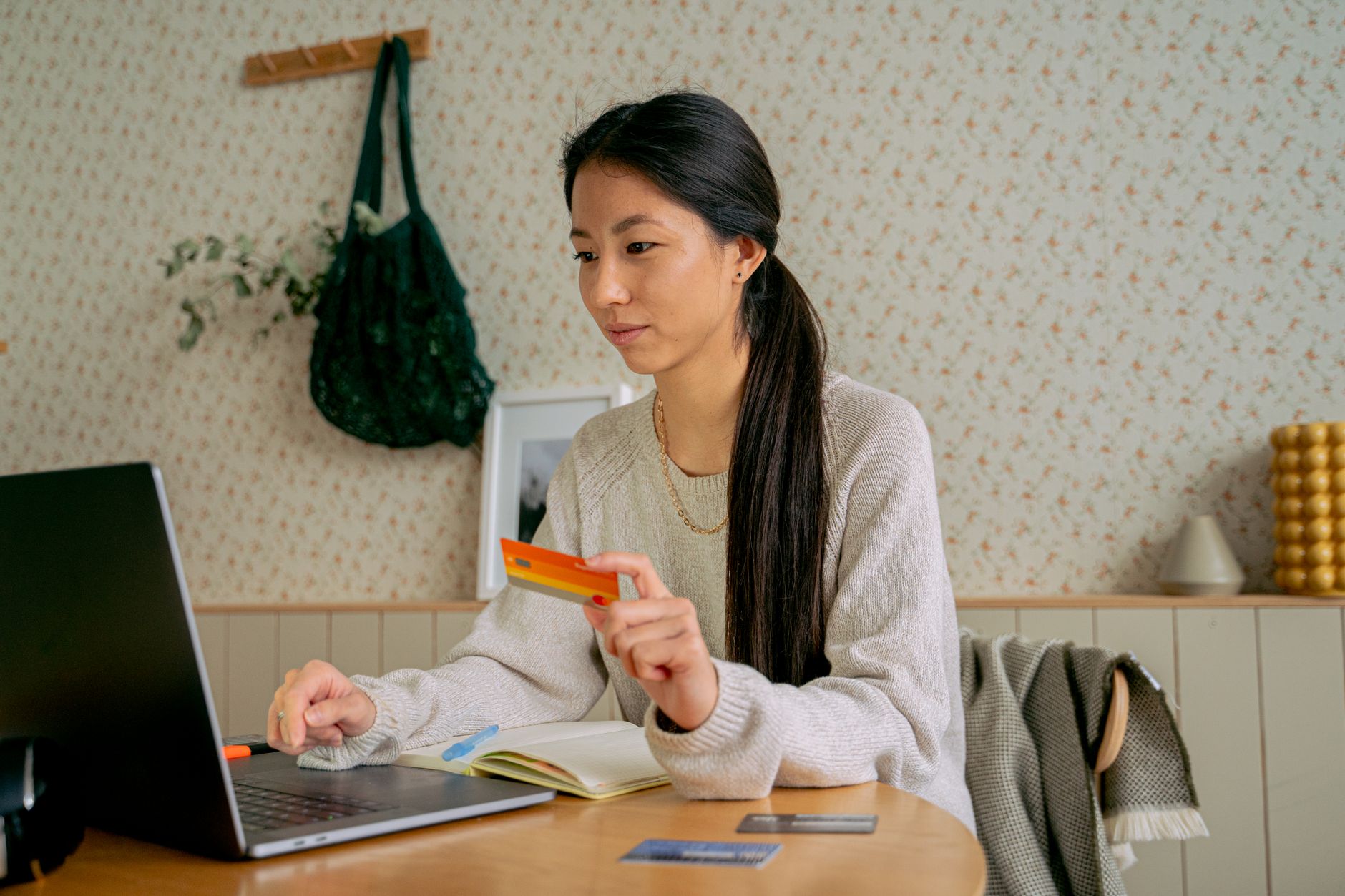 Cách Ẩn Lịch Sử Mua Hàng Trên Shopee Hiệu Quả
