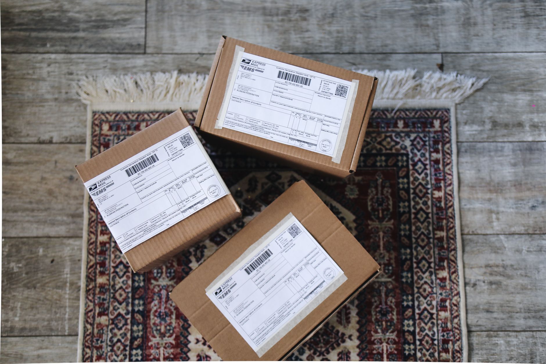 Cách liên hệ trực tiếp với shipper giao hàng Shopee